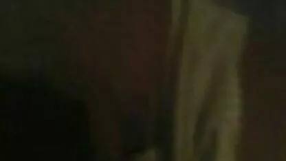 Soția femei nud pe plaja Julian