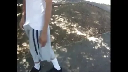Cele două cupluri se odihnesc femei goale video împreună și decid să schimbe partenerii