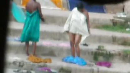 Ea participă poze fete nude la anal baie și pat