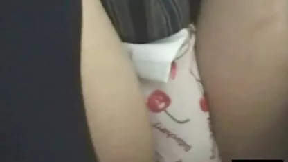 Îndepărtați excitarea femei care danseaza goale de la membrele adulte