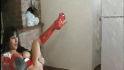 Asiatice masaj dat o fată ocupată fete goale plaja P2