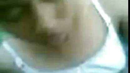 După curățare relaxați-vă cele mai sexi femei goale cu soțul ei în bucătărie