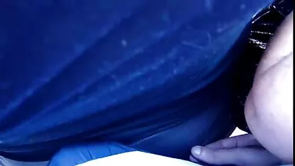Femeia vrea să se fută mai tare. fete goale in pat