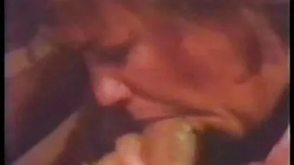 Ce porno cu fete goale stil delicios.