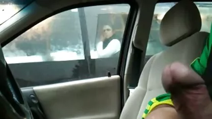 Mi-am adus prietenul la orgasm cu shuttle și femei goale xxx Rocky.