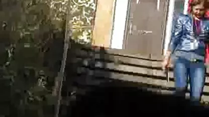 Cu sani mici Sex sex femei goale in cur