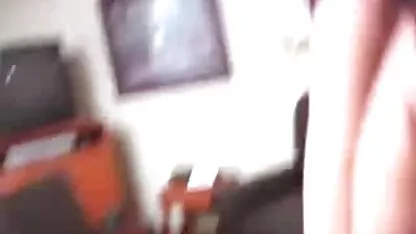Bunica fete goale la tv cu Tate Mari degetele găuri și atinge sfarcurile